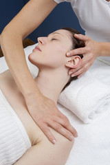 Obraz na płótnie Canvas spa treatment for shoulders and neck suppleness