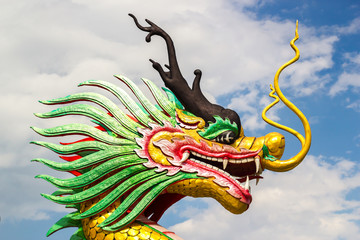 Fototapeta premium Dragon statue