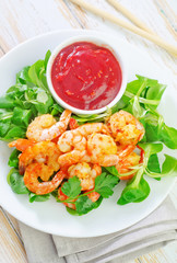 shrimps with salad