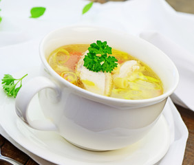 Hühnersuppe
