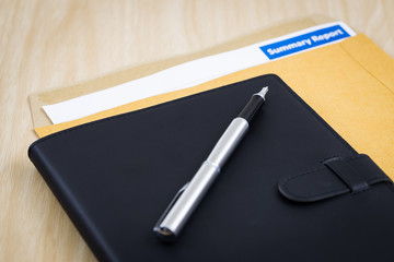 Showing business and financial report