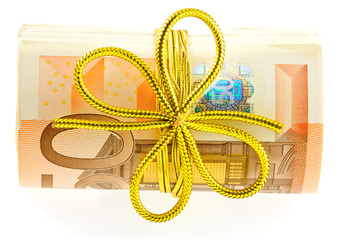 rouleau de billets à offrir