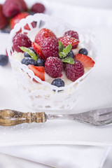 Cupcakes mit  verschiedenen Beere