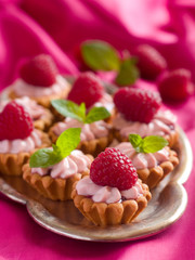 Raspberry tartlets