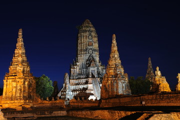 Fototapeta premium Old Temple,Wat Chaiwatthanaram, Thailand