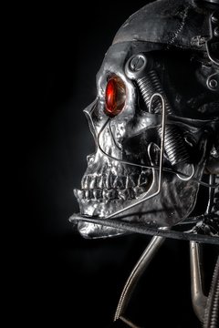 Skull of a human size robot