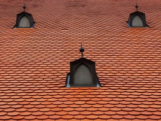 tile roof with wind windows