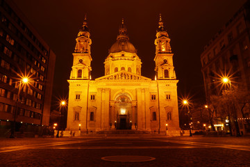 Obraz na płótnie Canvas St. Stephen's Basilica in Budapest, Hungary