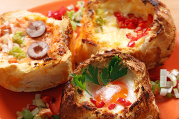 bread filled with eggs cheese and vegetables