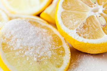 lemon with sugar