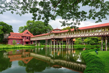 Fototapeta na wymiar Sanam Chandra Palace, Thailand