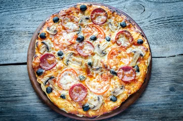 Crédence de cuisine en verre imprimé Pizzeria Homemade Regina pizza