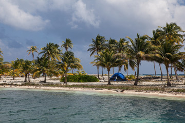 Lighthouse Caye camping