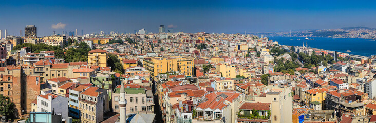Fototapeta na wymiar Istanbul - city view