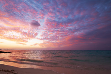 Naklejka na ściany i meble Sunset at Maldivian beach