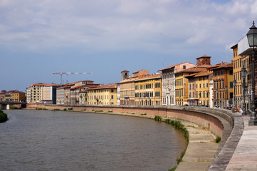 Obraz premium Fleuve Arno traversant Pise