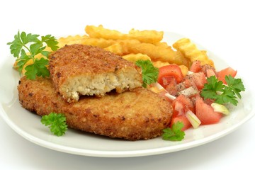 kotlet rybny z frytkami