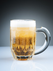 Light beer with foam