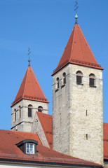 Fototapeta na wymiar Neupfarrkirche w Ratyzbonie