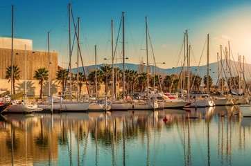 Port de plaisance.