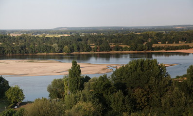 Fototapeta na wymiar Kemping Chantepie: z widokiem na Loire.