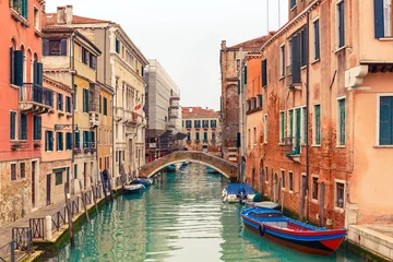 Kanal in Venedig © sborisov