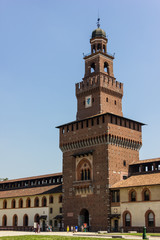 Fototapeta na wymiar Castello Sforzesco Mediolan