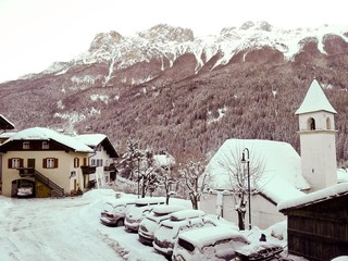 Soraga sotto la neve