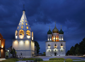 Fototapeta na wymiar Assumption cathedral and bell tower in Kolomna Kremlin. Russia