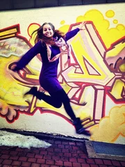 Foto op Plexiglas happy woman jumping © christianmutter