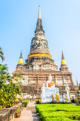 Fototapeta premium Wat Yai Chaimongkol temple in ayutthaya Thailand