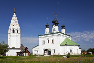 Fototapeta na wymiar Klasztor w Suzdal Aleksandrowski. Rosja