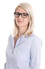 Obraz premium Hübsche junge Business Frau mit Brille und Bluse in Blau