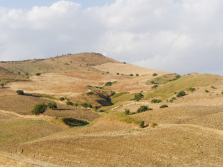 Fototapeta na wymiar Summer Landscape of Sicily's hill near Catania Italy