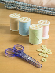 Set of sewing threads