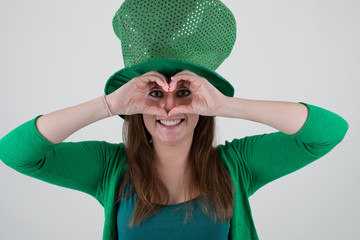 Kobold Frau ist verliebt in St. Patricks Day