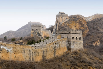 Fototapeta na wymiar Wielki Mur Chiński z jasnego nieba