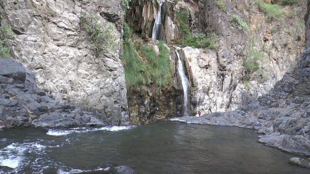 chutes d'eau (Ngare Sero)