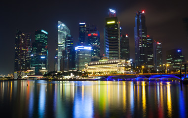 Naklejka premium Singapore city at night