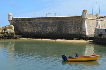 Hafenbucht am Fort Ponta da Bandeira Lagos