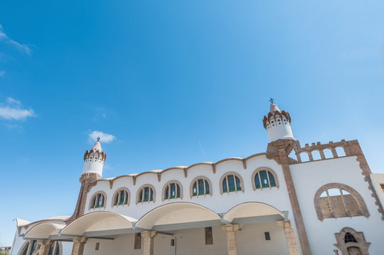 รูปภาพGandesa เลือกดูภาพถ่ายสต็อก เวกเตอร์ และวิดีโอ111 Adobe Stock