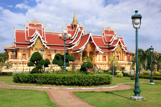 Temple at Pha That Luang complex, Vientiane, Laos