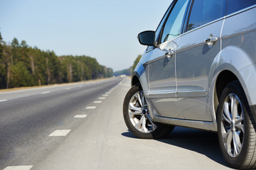 Fototapeta premium car automobile at highway