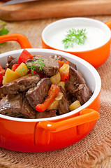 Roast chicken liver with vegetables
