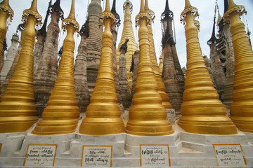 Golden temple - Inle lake