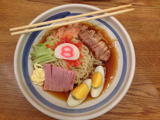 remen,the cold noodle with shrmip ham egg and cucumber in lemon