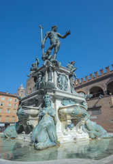 Fototapeta na wymiar Fontanna Neptuna w Bolonii, we Włoszech