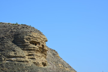 cuevas excavadas en la roca