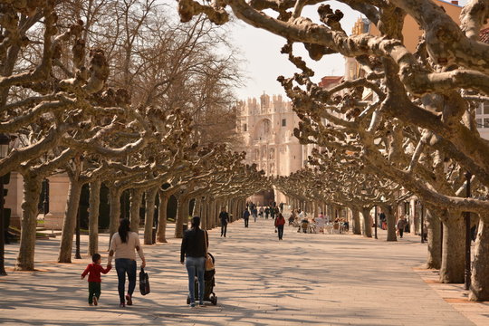 Paseo del espol&oacute;n en Burgos