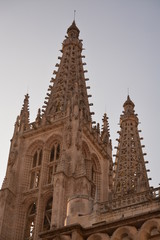 Fototapeta na wymiar Szczegół z dzwonnicy gotyckiej katedry w Burgos